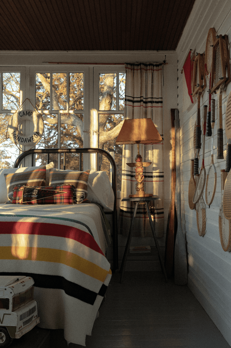Summer camp aesthetic bedroom design